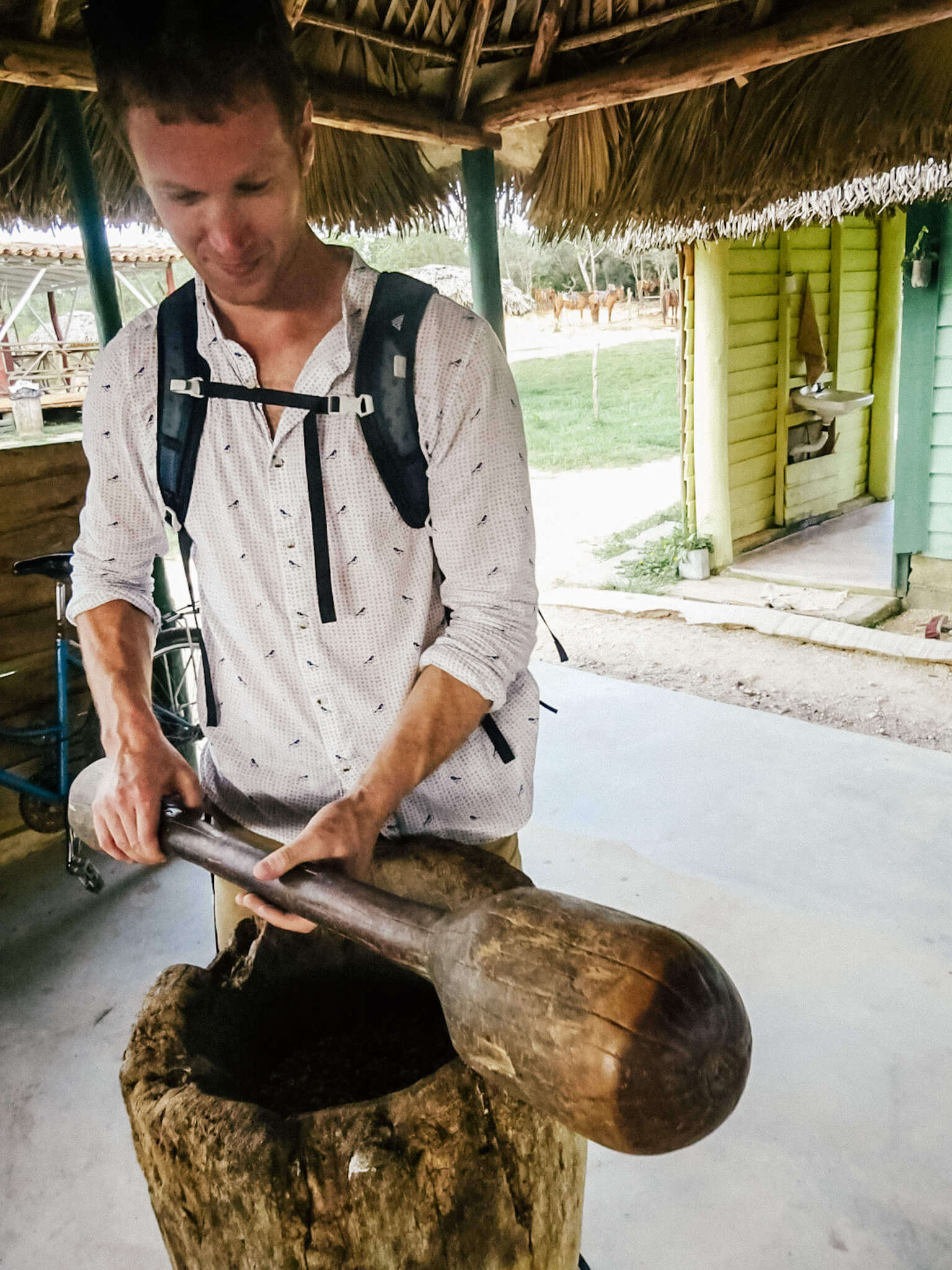 Grinding the coffee